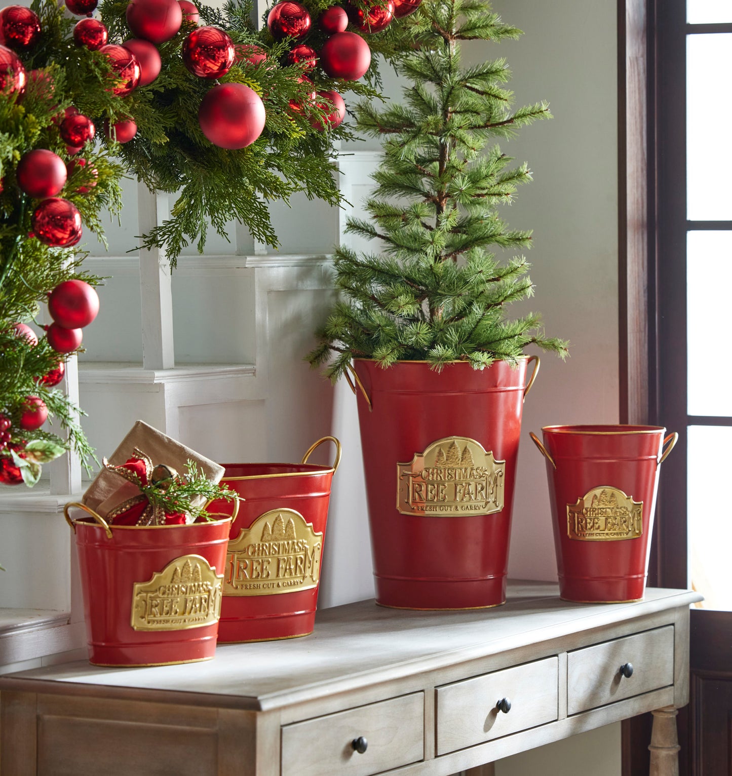 4' Ball Ornament Garland (Red)